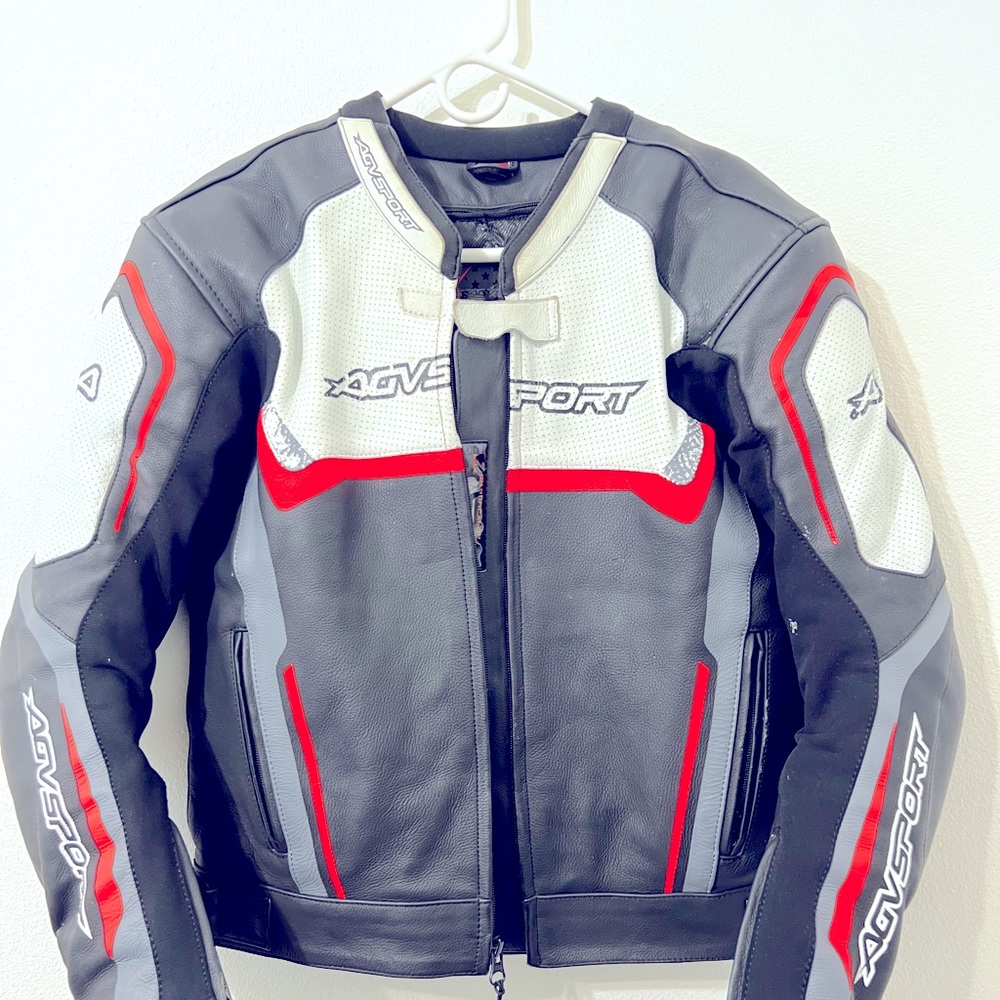 AGVSPORT Podium Men’s Leather Windrpoof Race Moto Coat CE Armor Protective